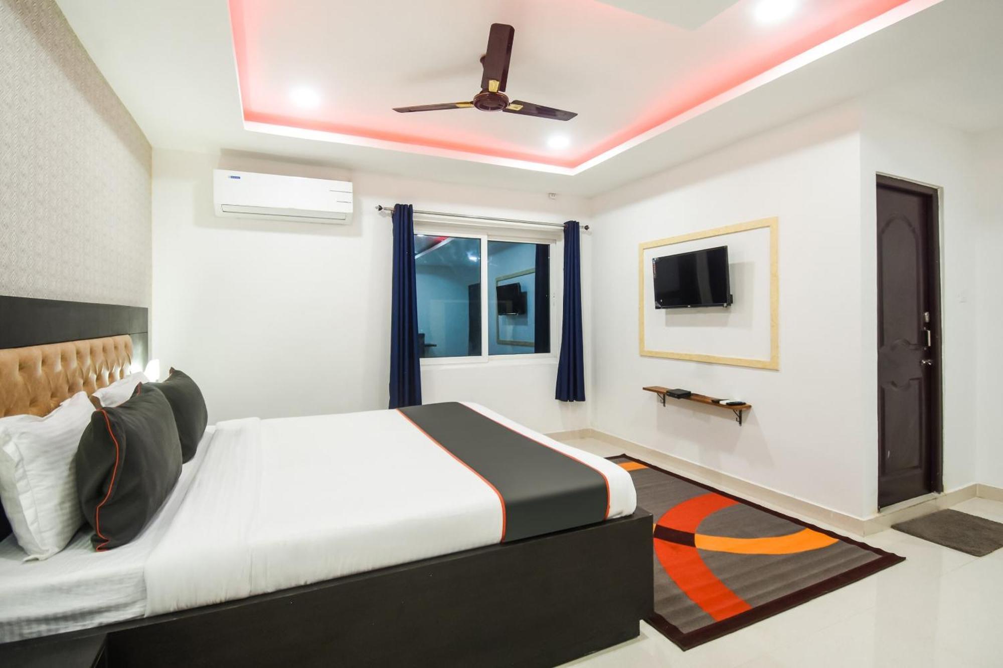 فندق Collection O Red Velvet Premium Balianta المظهر الخارجي الصورة
